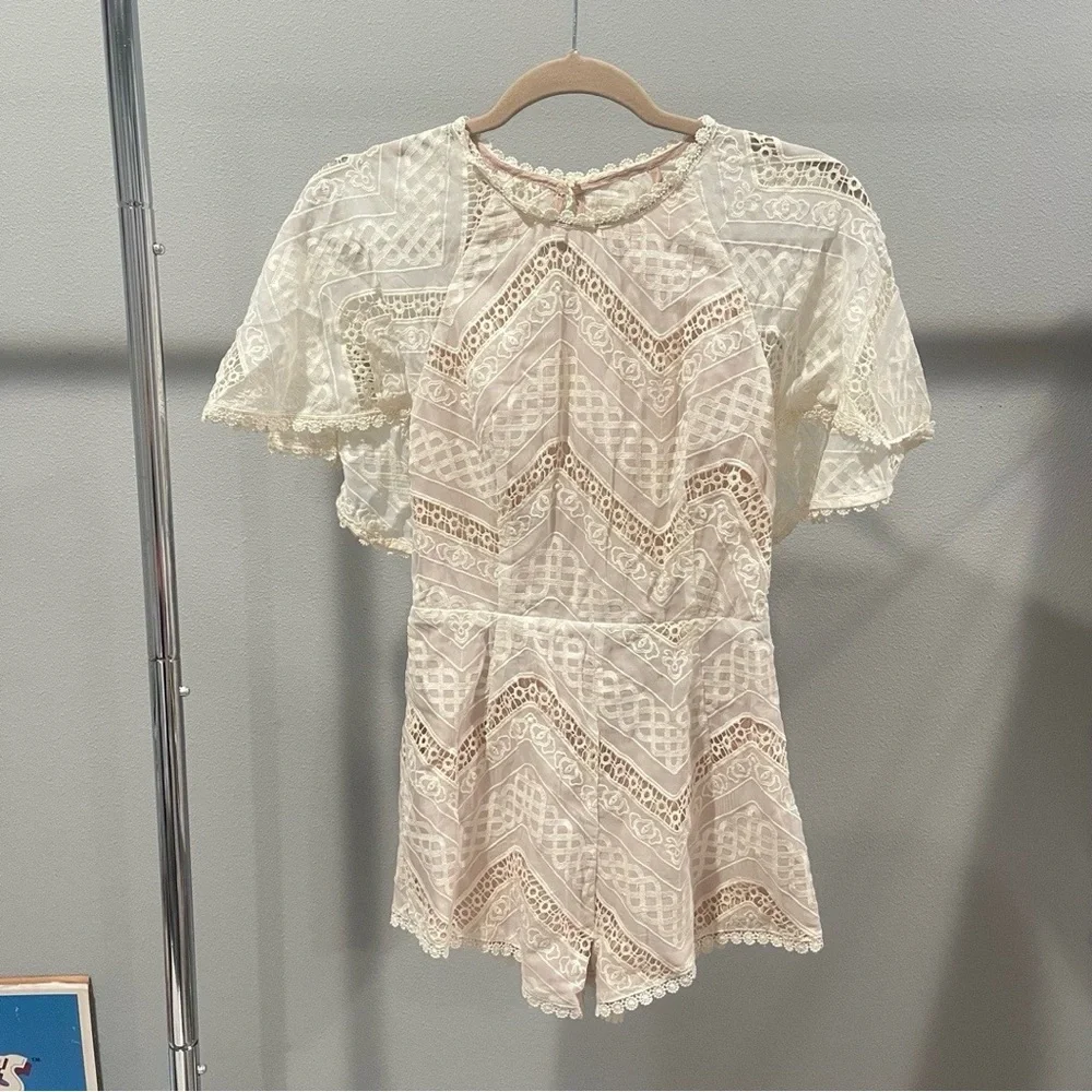 Line & Dot Cream Lace Romper - Picture 5 of 5